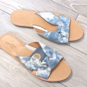 (5-0085)  🔥3/$20🔥 Universal Thread  Melody Sandals Size 9